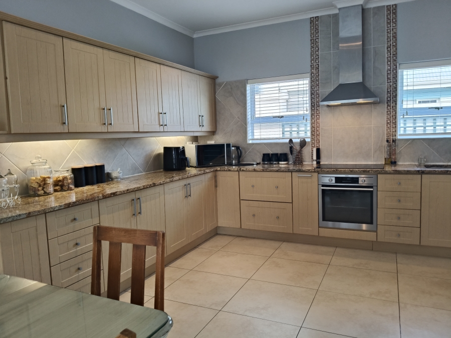 2 Bedroom Property for Sale in Fountains Estate Eastern Cape